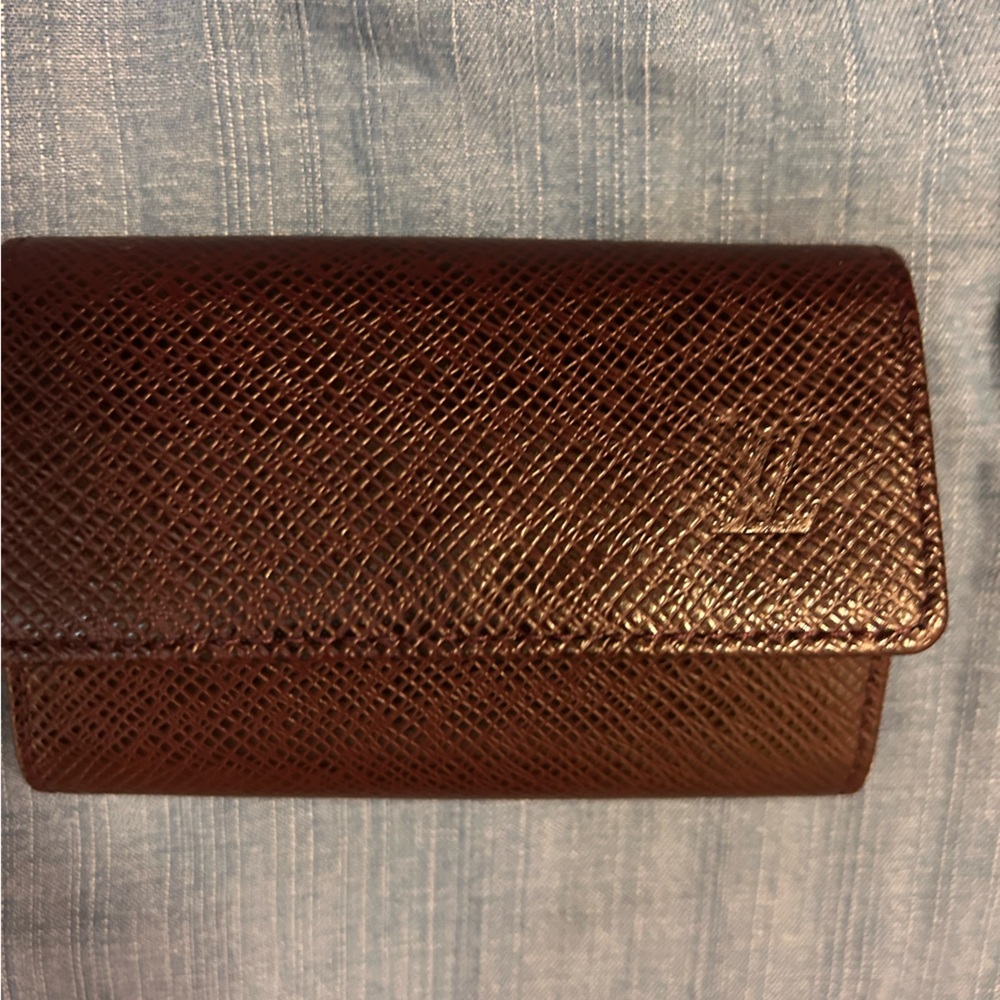 Louis Vuitton Textured Epi leather eggplant keyring pouch Brown Key Holder vtg